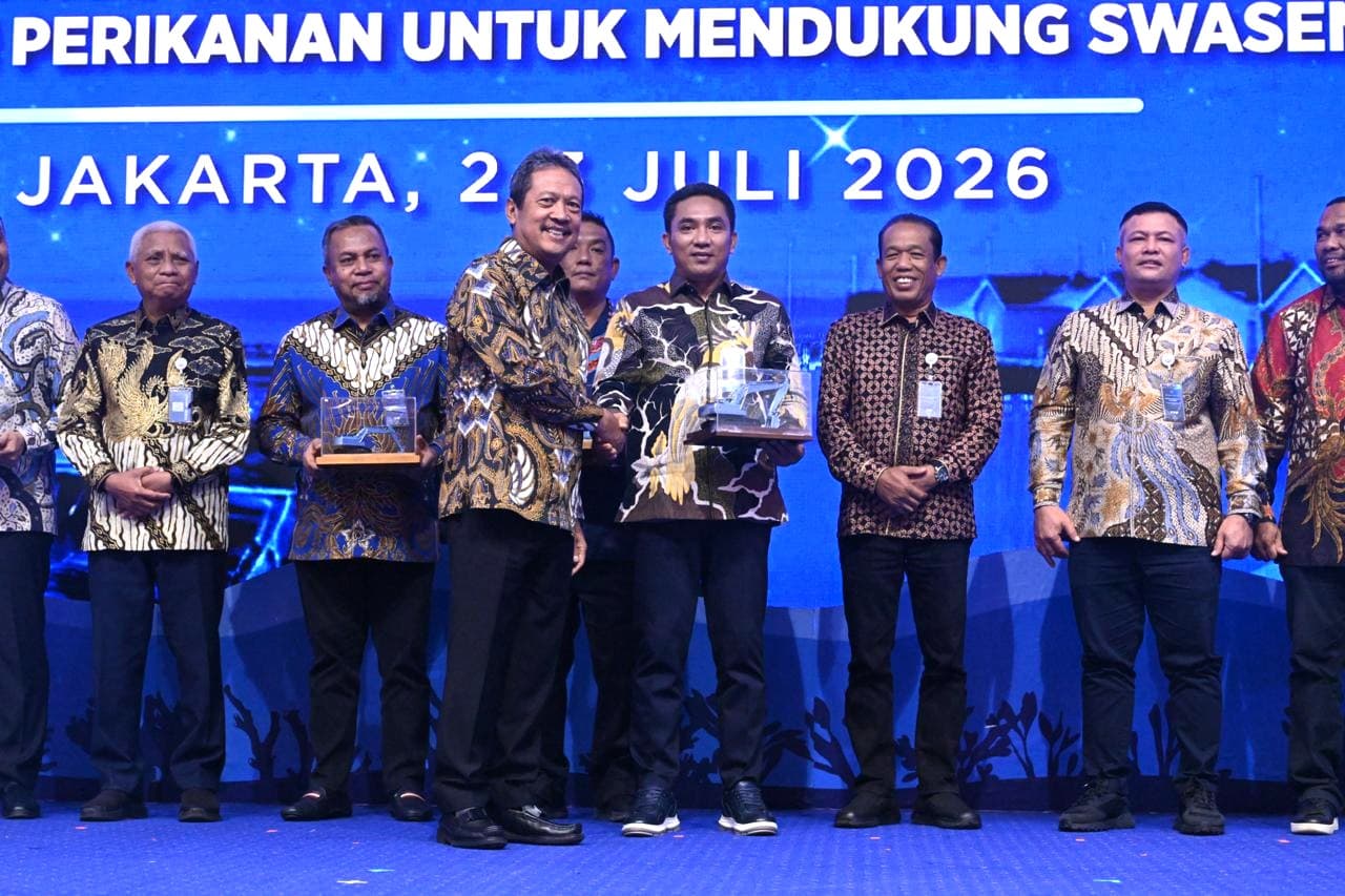 12 Excavator Bantuan KKP di Sumatera: Aceh Selatan hingga Agam Terima Unit Pemulihan Tambak