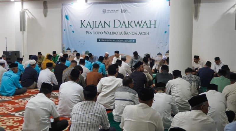 Perkuat Spiritual dan Ukhuwah ASN, Pemko Banda Aceh Gelar Kajian Dakwah Malam Jumat di Pendopo