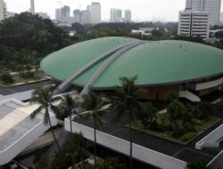 Kerja 5 Tahun, Anggota DPR Dapat Uang Pensiun Seumur Hidup 