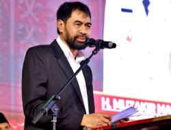 Mendarat Di Bandara Teuku Cut Ali, Malam Ini Mualem Lantik Safaruddin dan Zaman Akli, Besok Lantik Bupati dan Wakil Bupati Aceh Selatan 