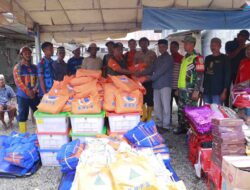 Pemerintah Aceh Barat Salurkan Bantuan Masa Panik Untuk Warga Terdampak Erosi