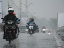 Peringatan Dini BMKG Senin 3 Februari, 6 Wilayah Waspada Hujan Lebat