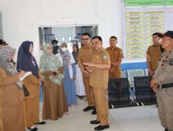 Menyala , Wabup Sidak Kantor Camat Dan Puskesmas