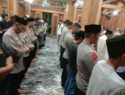 Semarak Ramadhan, Kapolres Aceh Selatan Tarawih Keliling Pererat Tali Silaturahmi.