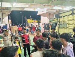 Personil Pospam Lakukan Pengamanan Kedatangan Kapal Fery di Pelabuhan Penyeberangan