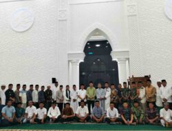 Hari Kedua Safari Ramadhan, H. Mirwan Jalin Silaturahmi Dengan Masyarakat Meukek Aceh Selatan