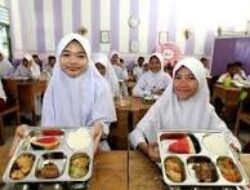 Mulai Besok 17 Maret, 3 Juta Orang Dapat Makanan Bergizi Gratis