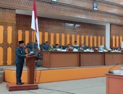 Wakili Bupati Aceh Selatan, Wabup Baital Hadiri Rapat Paripurna DPRK Terkait LKPJ 2024