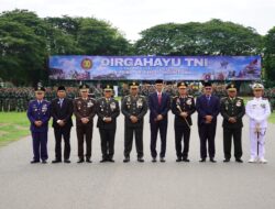 Hadiri Upacara HUT Ke-80 TNI, Kapolda Aceh: Makin Kuat Bersama Rakyat