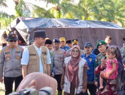 Respons Cepat Banjir Trumon Raya, Bupati Mirwan MS Salurkan Bantuan Logistik untuk 1.043 Warga Terdampak
