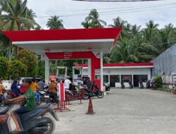 Antrean Mengular di SPBU Nelayan Sawang, Manajer Buka Suara: Pertalite Dijual untuk Umum, Solar Khusus Nelayan