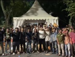 Kecewa Klaim Banjir Surut, Aliansi Mahasiswa Aceh Pindahkan Paksa Posko ke Kantor Gubernur