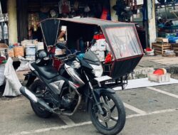 Melawan Arus Zaman: Keteguhan Tukang Becak Motor Menjemput Rezeki di Sudut Pasar Banda Aceh