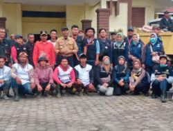 Tembus Desa Terisolir Pakai Sling, Tim Medis MDMC Bawa Misi “Trauma Healing” ke Pedalaman Aceh Tengah