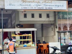 Melepas Lelah di Geurugok: Menikmati Gurihnya Mie Kocok Legendaris Bireuen yang Kaya Rempah