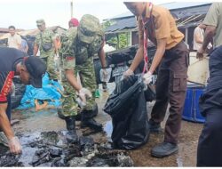 Sinergi Lintas Instansi, Puluhan Personel Bersihkan Pasar Simpang Empat Kluet Utara
