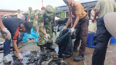 Sinergi Lintas Instansi, Puluhan Personel Bersihkan Pasar Simpang Empat Kluet Utara