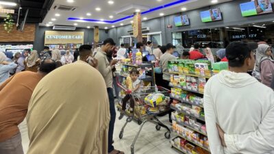 Diserbu Pembeli! Suzuya Jadi Pilihan Ternyaman, Pasar Tradisional Kian Sepi?