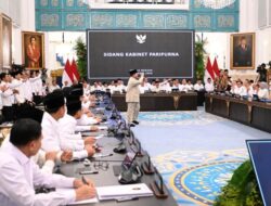 PRESIDEN PRABOWO AJAK KABINET TUNJUKKAN TELADAN KESEDERHANAAN DAN JAGA PERPUTARAN EKONOMI JELANG IDULFITRI