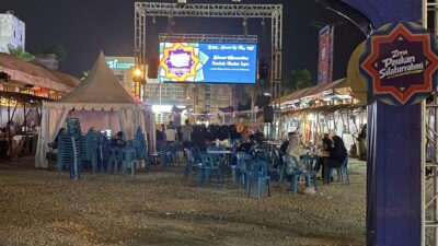Warkop Kosong Saat Tarawih, Area Peukan Raya Ramadhan Banda Aceh Masih Ditempati Pengunjung