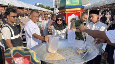 Fashion Show Unik dan Tradisi Teumok Meriahkan Peukan Raya Ramadhan Banda Aceh 2026