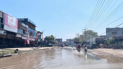 Diguyur Hujan Semalaman, Jalan Medan–Banda Aceh di Krueng Mane Tergenang