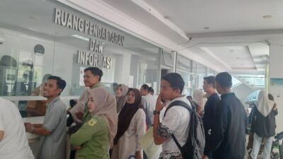 Antrean Panjang Warnai Pengurusan Surat Kesehatan Peserta SPPI KDKMP 2026 di RSUD Yulidin Away Tapaktuan